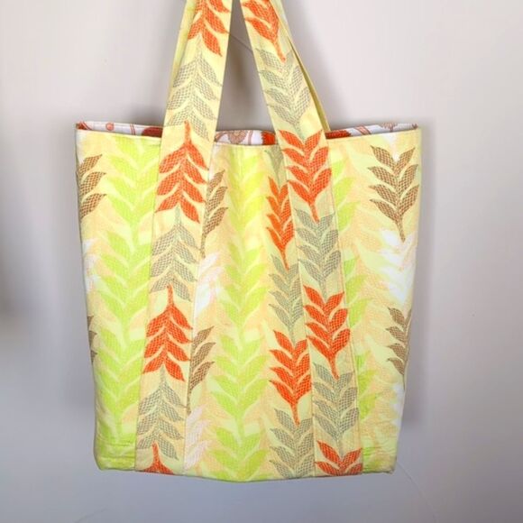 Bright 😎 Cheerful XL Cloth Tote - Picture 10 of 11